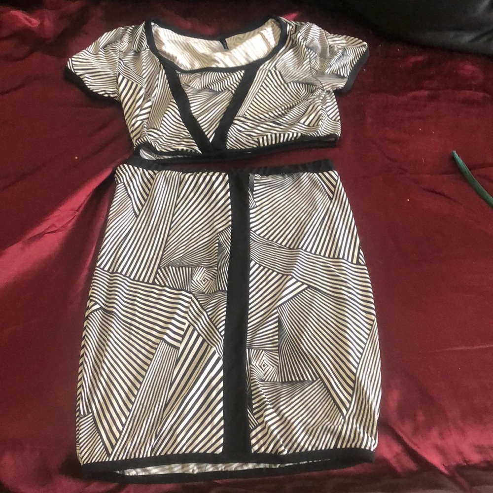 2 piece mini skirt & crop top set size large